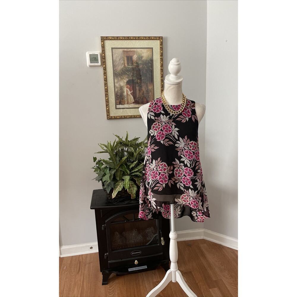 AXYEH Womens Small High Neck High And Low Sleeveless Floral Lined Collarless